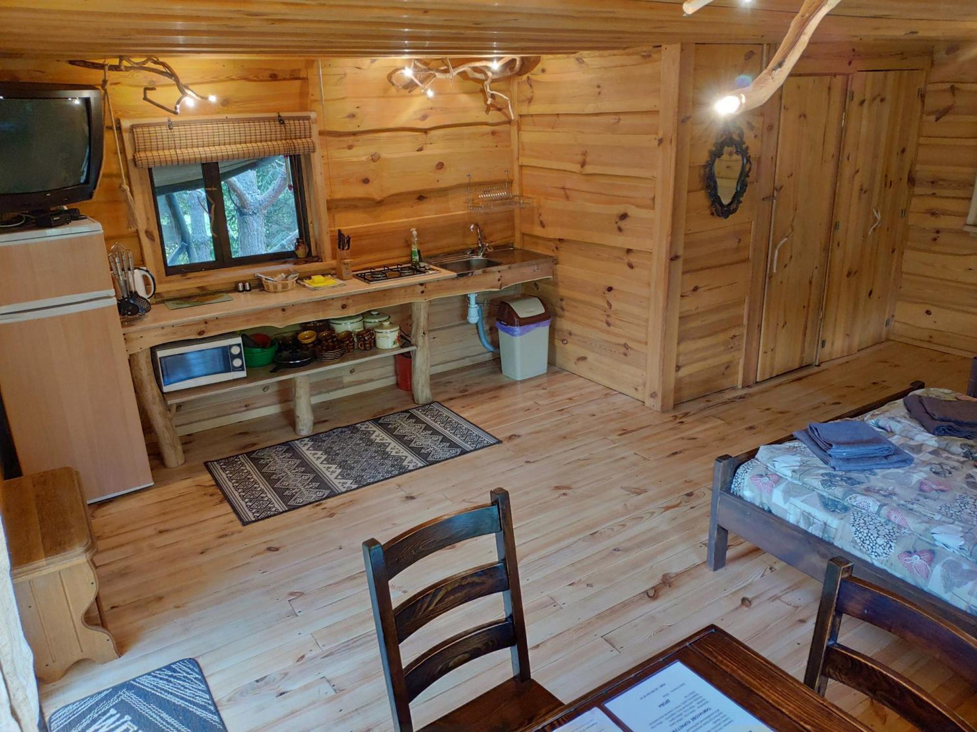 Zelenyi Rai Svityaz' Quarto foto